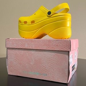 Cape Robbin Yellow Gardener Platform Clogs